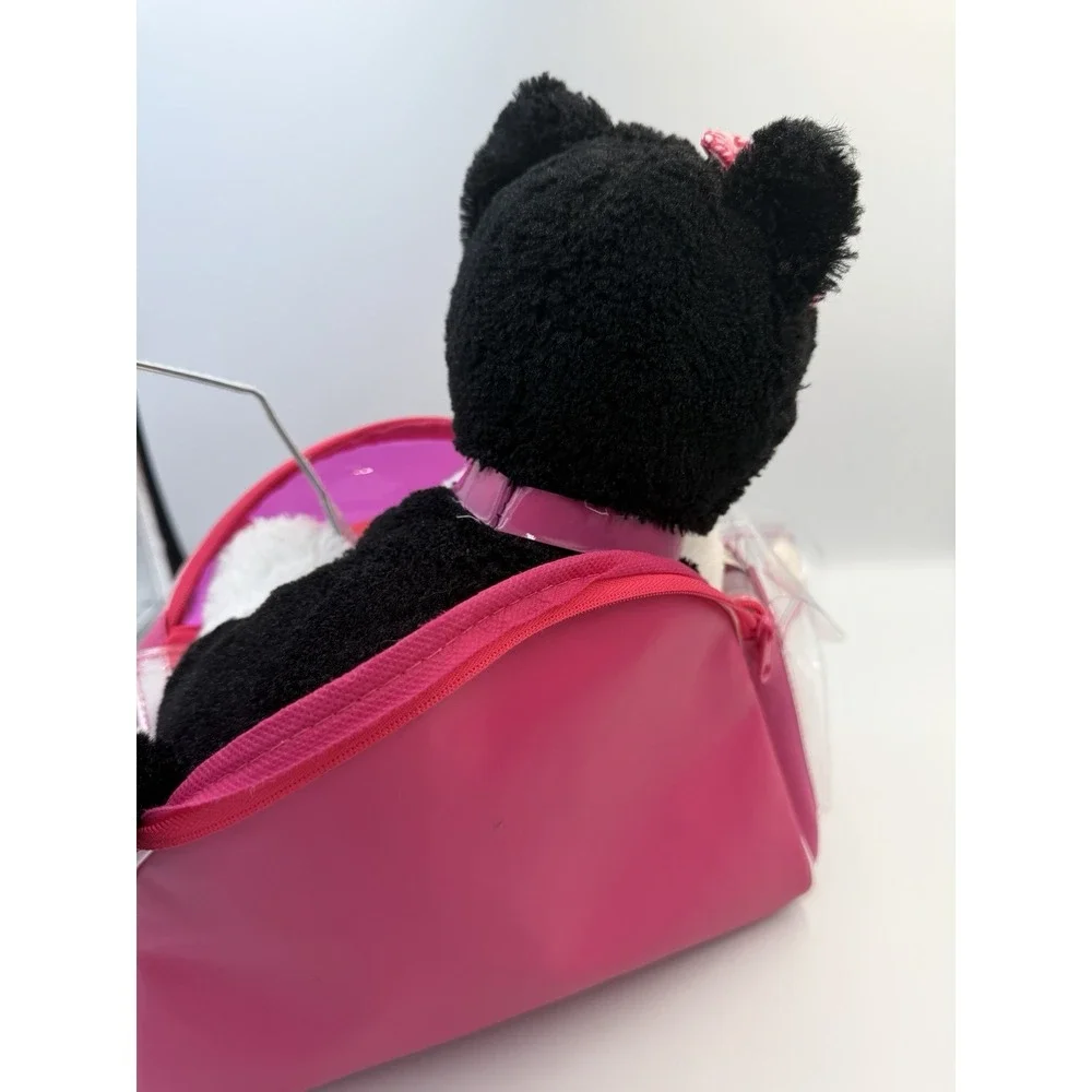 MATTEL Barbie Dreamtopia Kiss & Care Pet Care Pet Carrybag Rainbow PINK With Cat